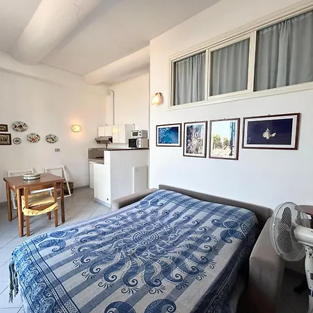 Yacht House Apartment *