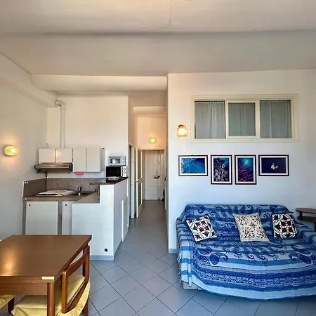 Yacht House Apartment Imperia