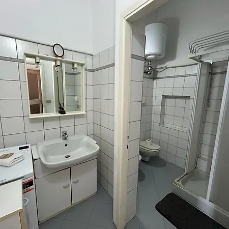 Yacht House Apartment Imperia